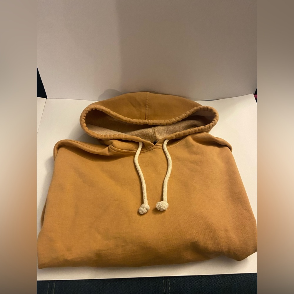 Universal Thread: Gold Hoodie